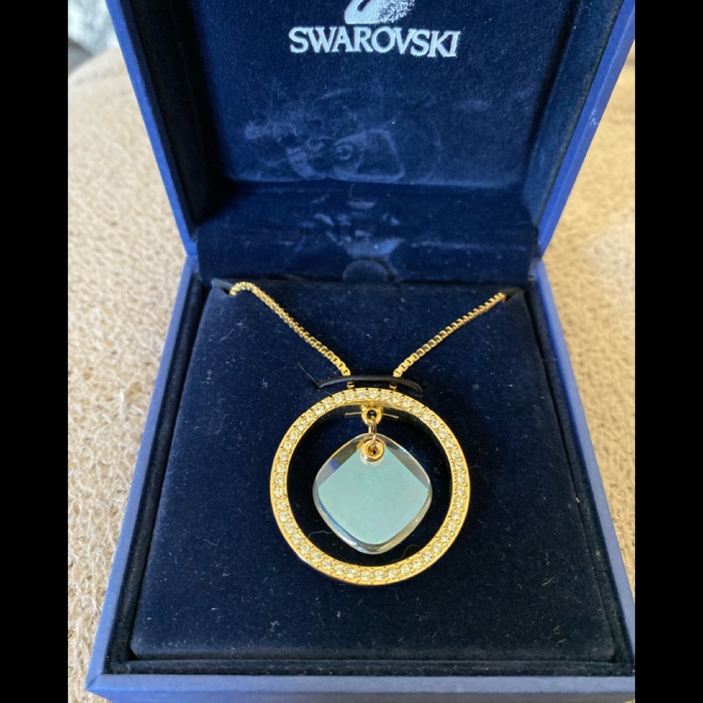 NIB Swavorski Gold Crystal Pendant Necklace
